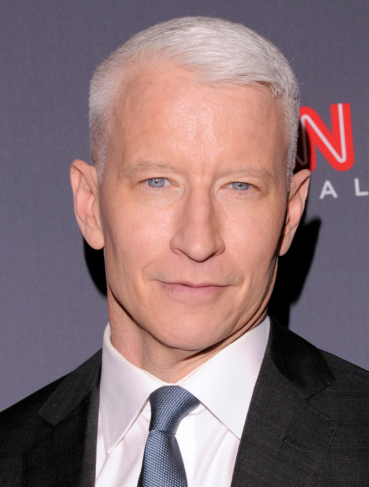 Anderson Cooper Biography Height Life Story Super Stars Bio