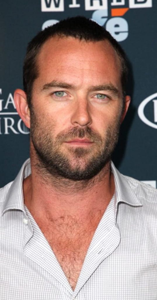Sullivan Stapleton Biography Height Life Story Super Stars Bio Sullivan Stapleton Bio 538x1024