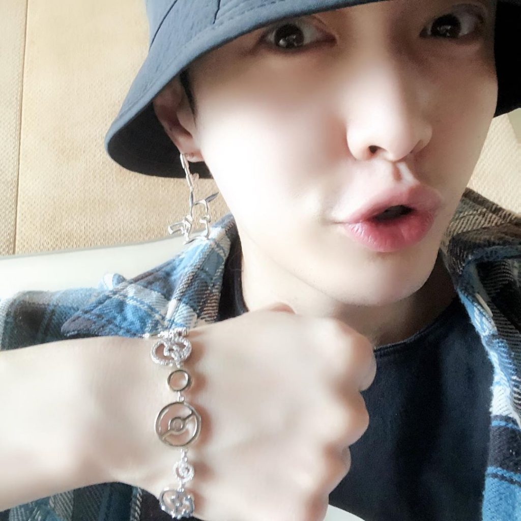 Zhang Yixing Biography, Height & Life Story Super Stars Bio