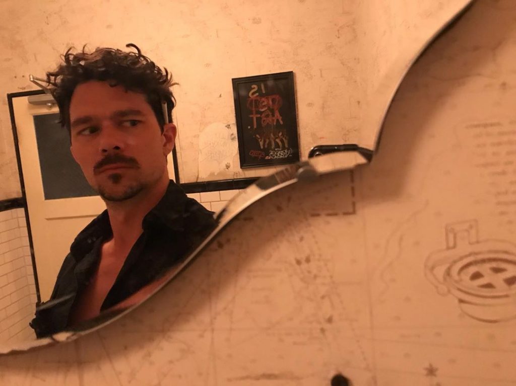 Luke Arnold - Biography, Height & Life Story | Super Stars Bio
