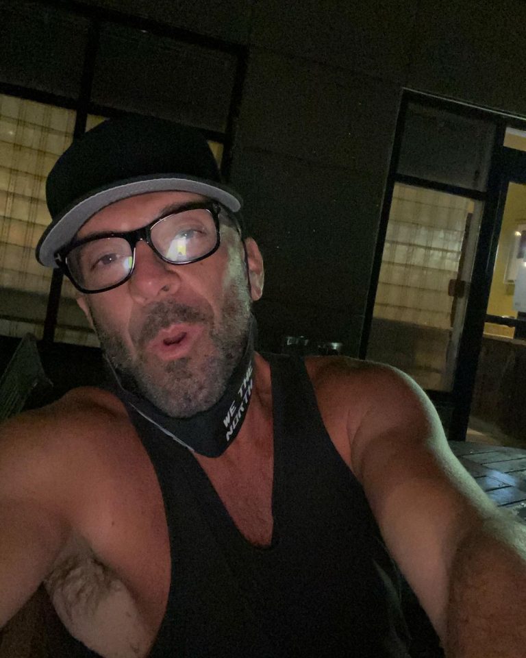 Alan van Sprang Biography, Height & Life Story Super Stars Bio