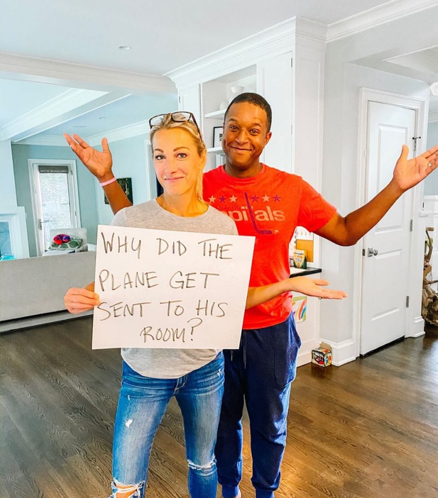 Lindsay Czarniak - Biography, Height & Life Story | Super Stars Bio