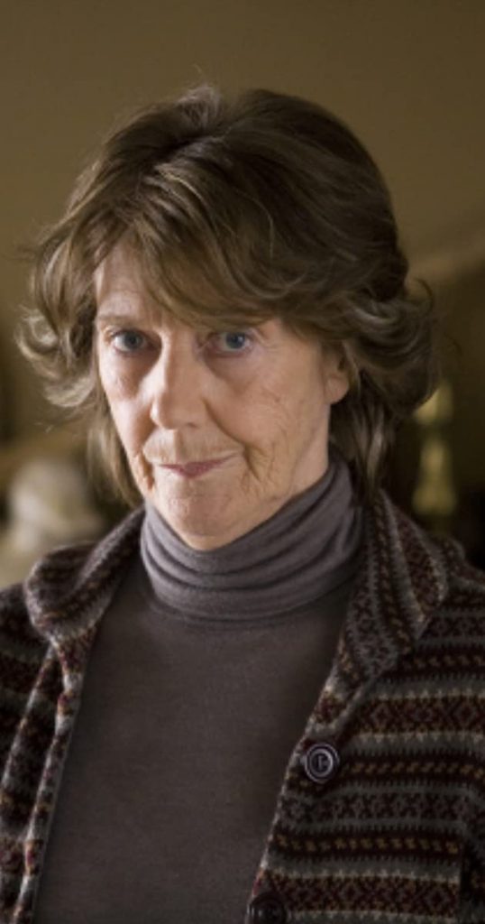 Eileen Atkins - Biography, Height & Life Story | Super Stars Bio