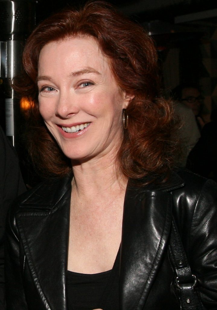Valerie Mahaffey - Biography, Height & Life Story | Super Stars Bio