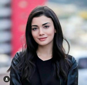 Özge Yagiz Turkish Actress