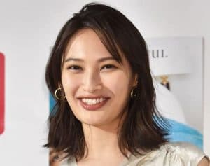 Aya Ōmasa smile