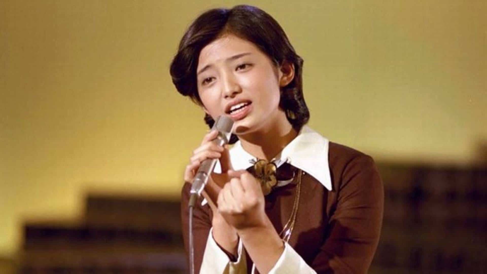 Momoe Yamaguchi singer