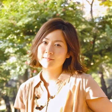 Sakura Miyajima smile