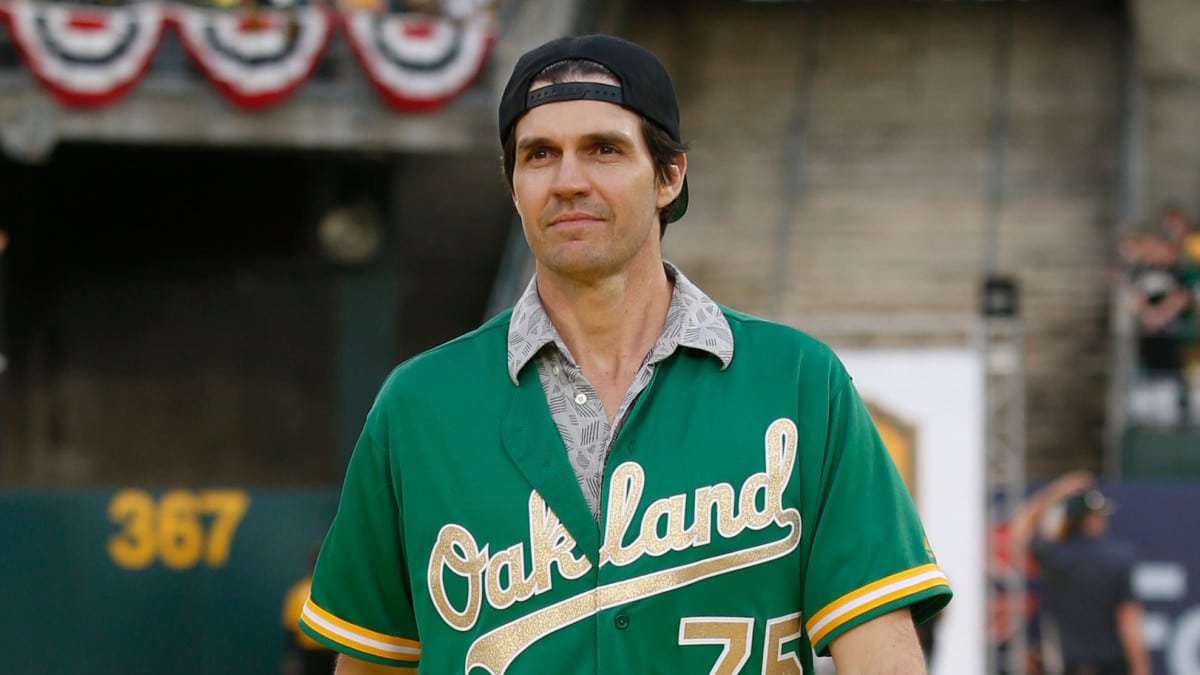 barry zito height