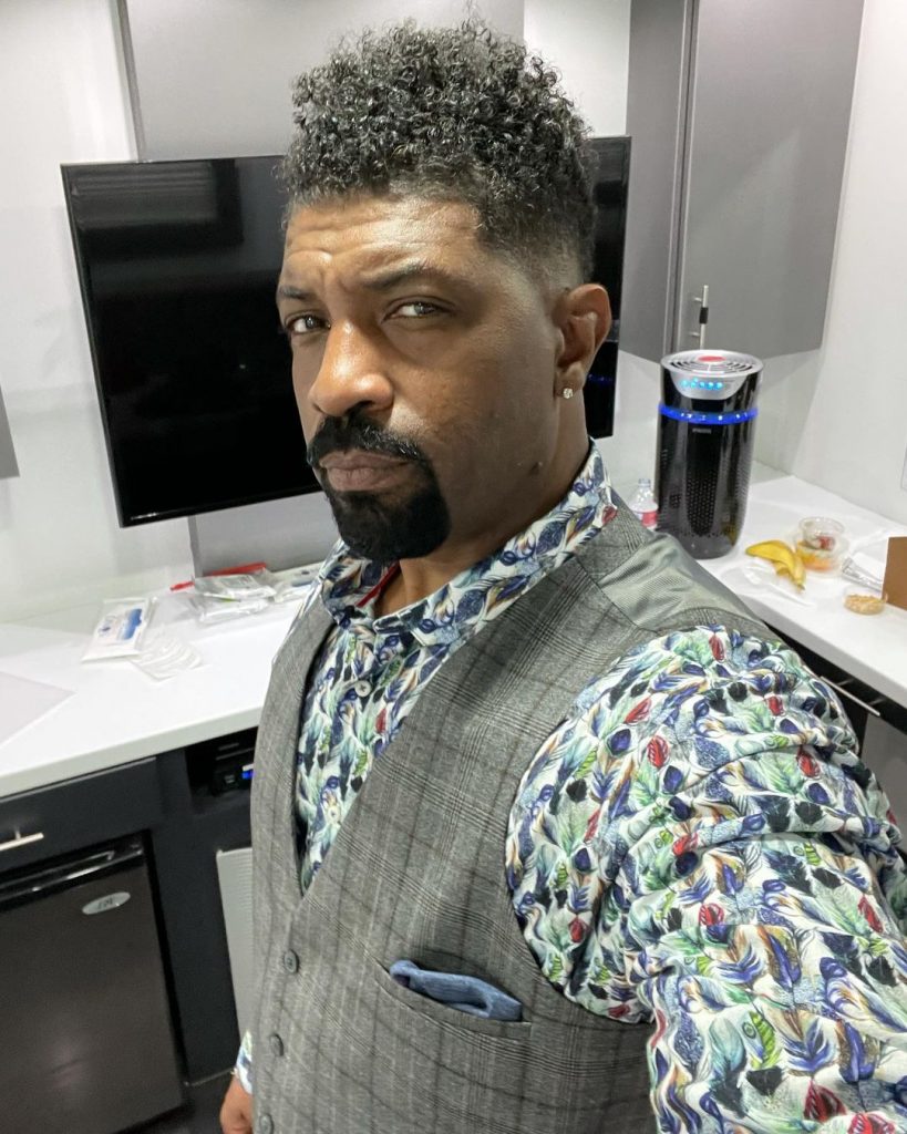 Deon Cole - Biography, Height & Life Story | Super Stars Bio