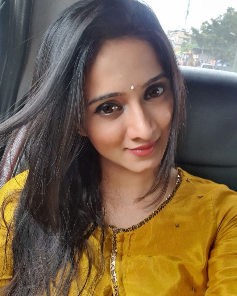 Harshika Poonacha Biography, Height & Life Story Super Stars Bio