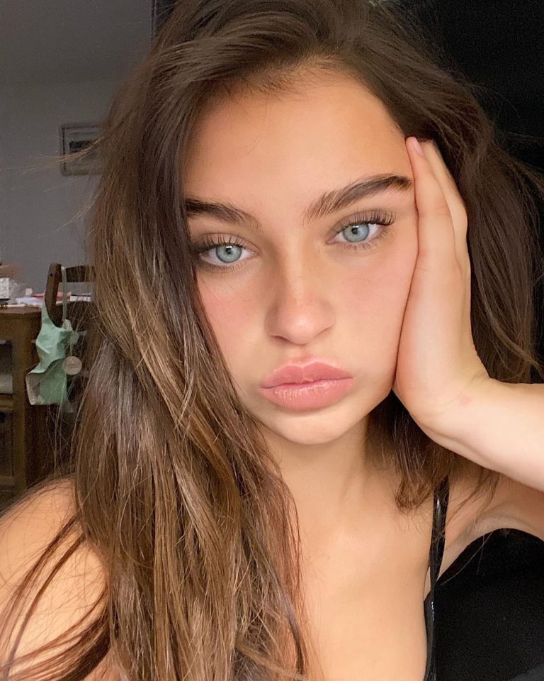 Sophi Knight - Biography, Height & Life Story | Super Stars Bio