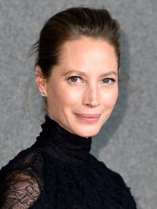 Christy Turlington - Biography, Height & Life Story | Super Stars Bio