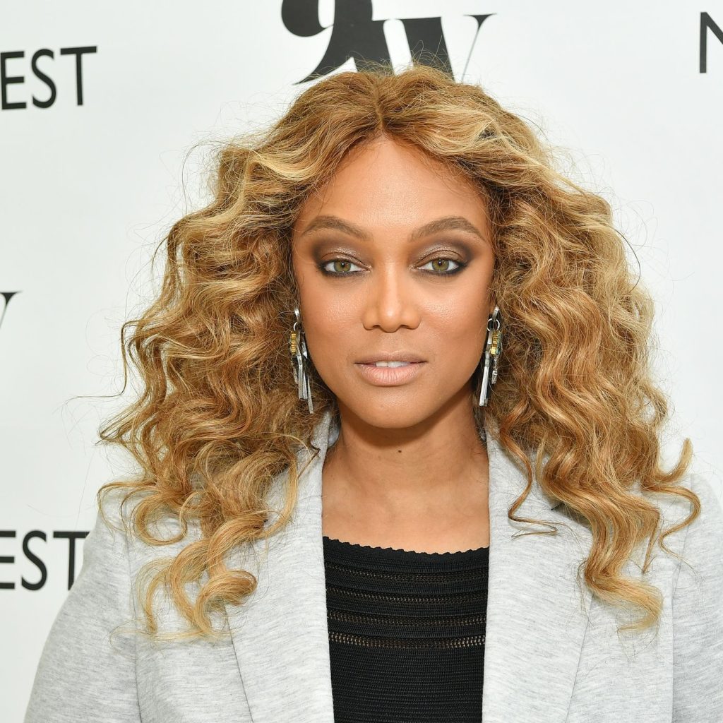 Tyra Banks - Biography, Height & Life Story | Super Stars Bio