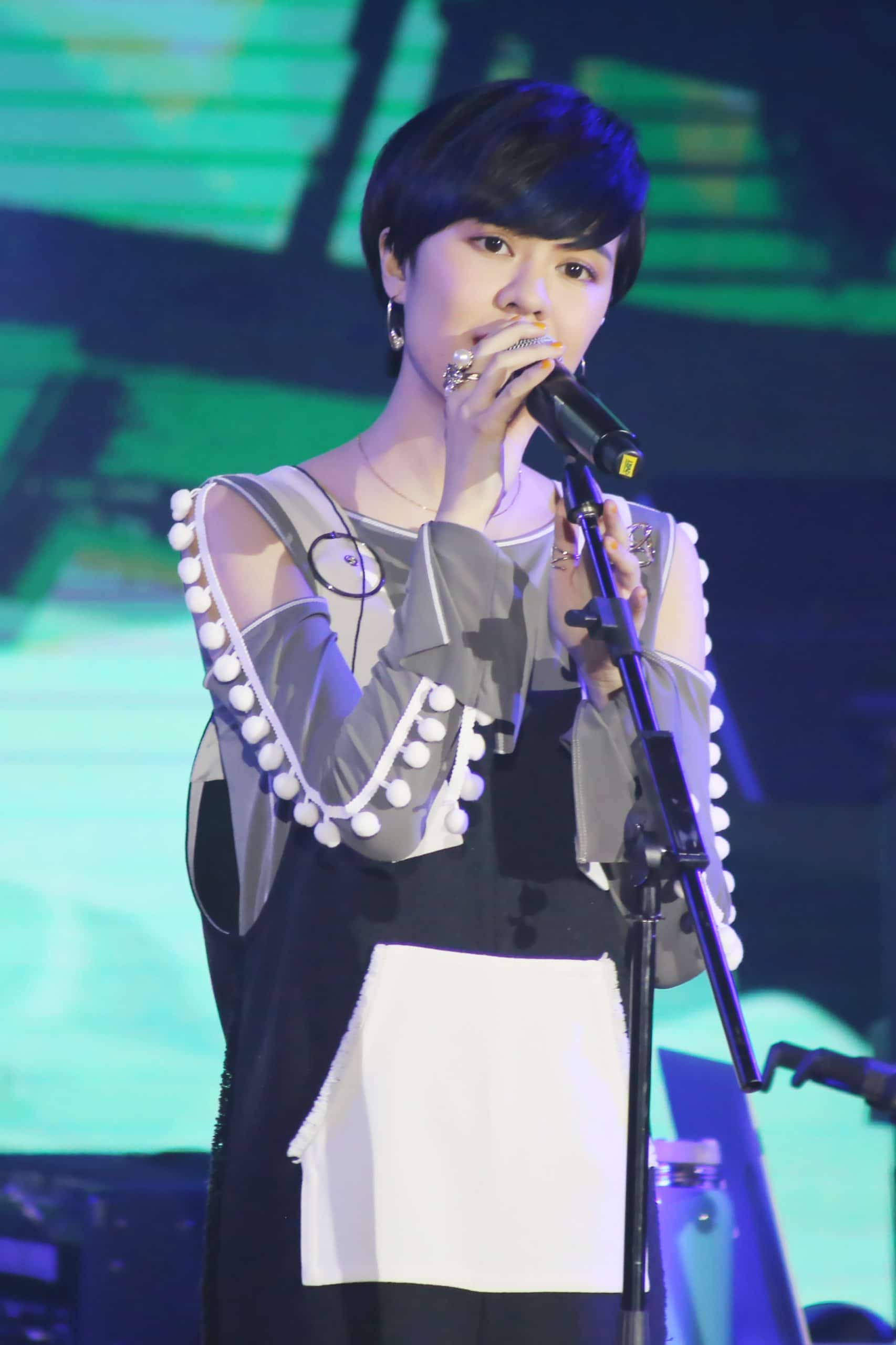 Yisa Yu Singer