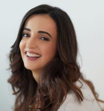 Sanaya Irani Actress