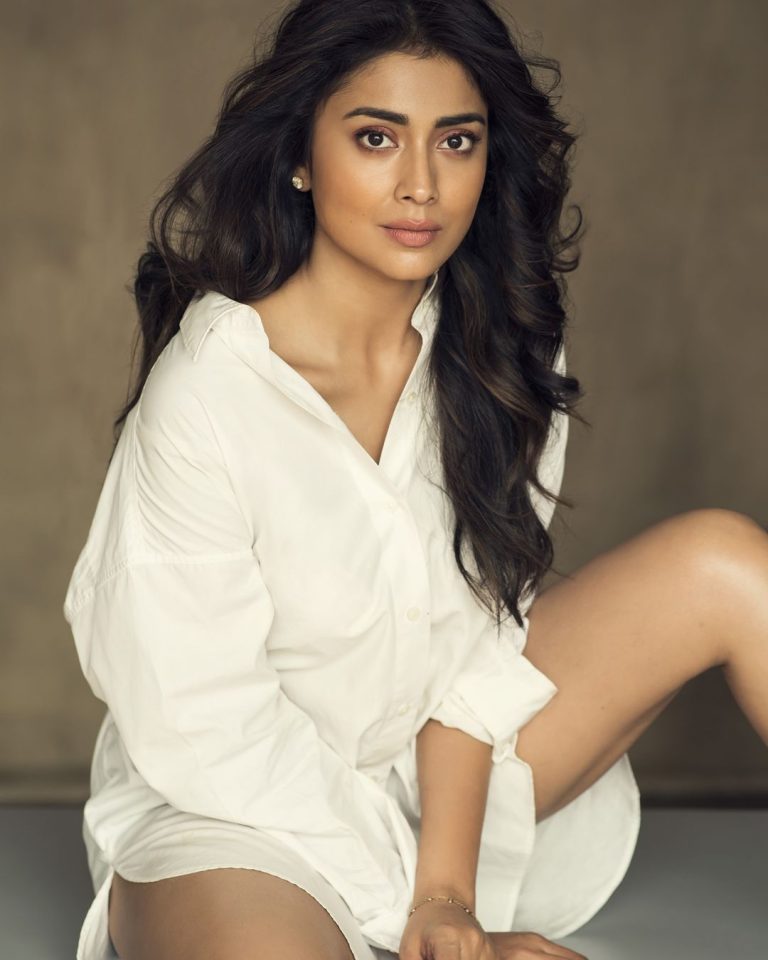 Shriya Saran - Biography, Height & Life Story | Super Stars Bio