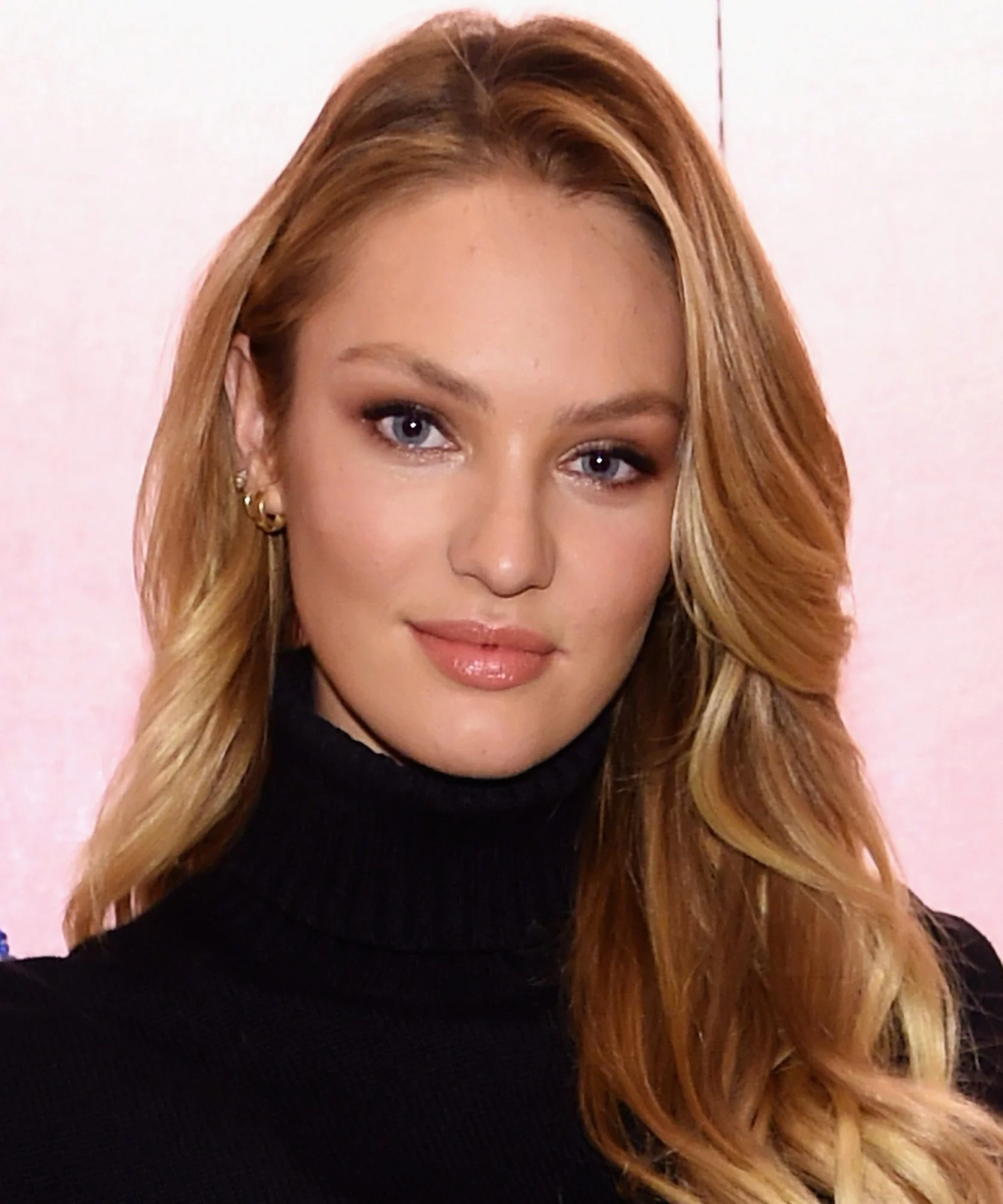 Candice Swanepoel Biography Height Life Story Super Stars Bio Candice Swanepoel Biography Height Life Story Super Stars Bio