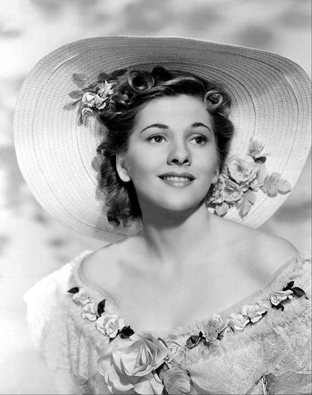 Joan Fontaine - Biography, Height & Life Story | Super Stars Bio