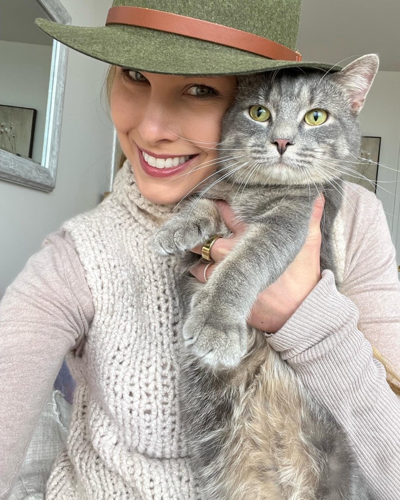 Beth Ostrosky - Biography, Height & Life Story | Super Stars Bio