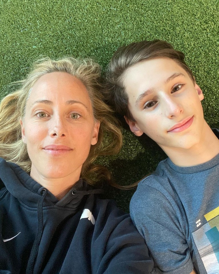 Kim Raver - Biography, Height & Life Story | Super Stars Bio