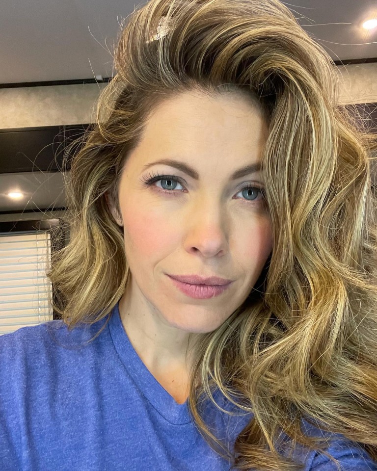 Pascale Hutton - Biography, Height & Life Story | Super Stars Bio