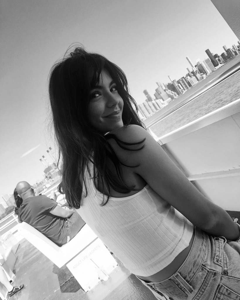 Samantha Boscarino - Biography, Height & Life Story | Super Stars Bio