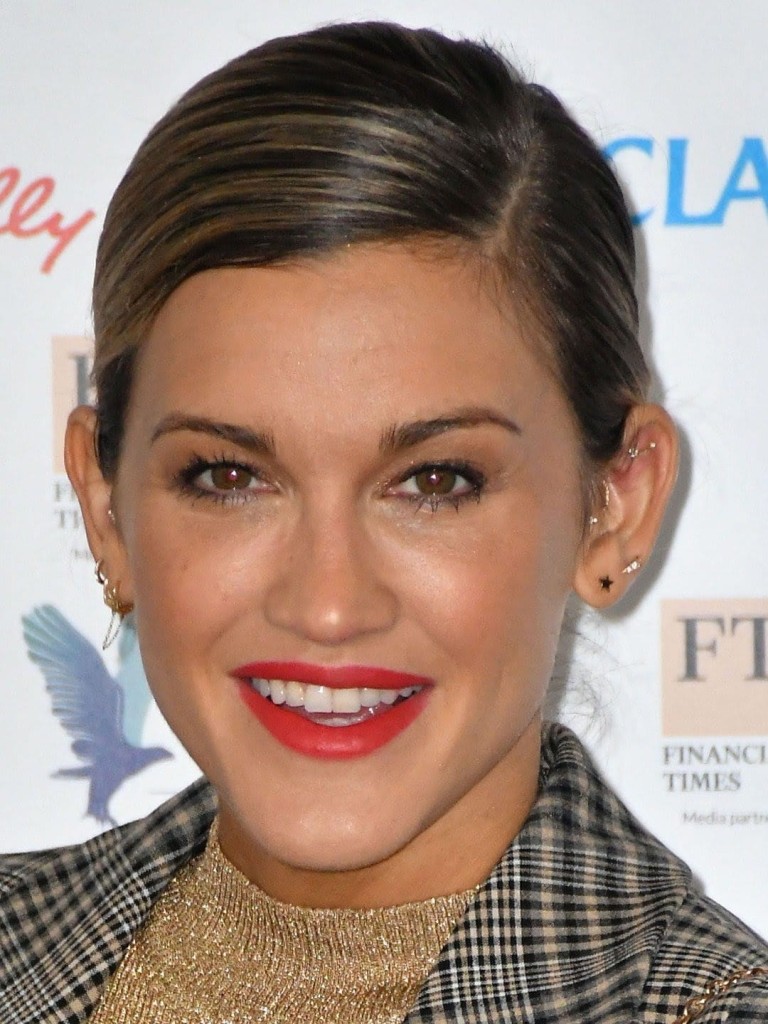 Ashley Roberts Biography, Height & Life Story Super Stars Bio