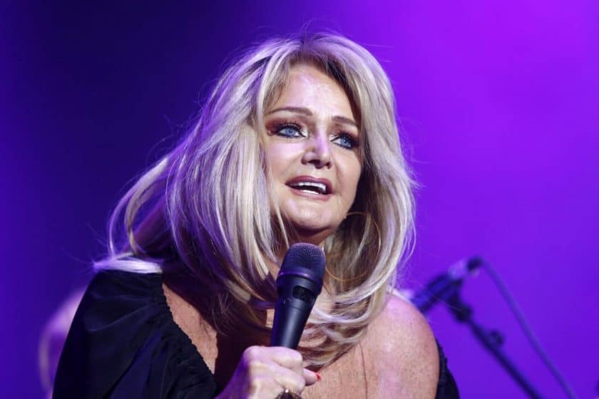 Bonnie Tyler - Biography, Height & Life Story | Super Stars Bio