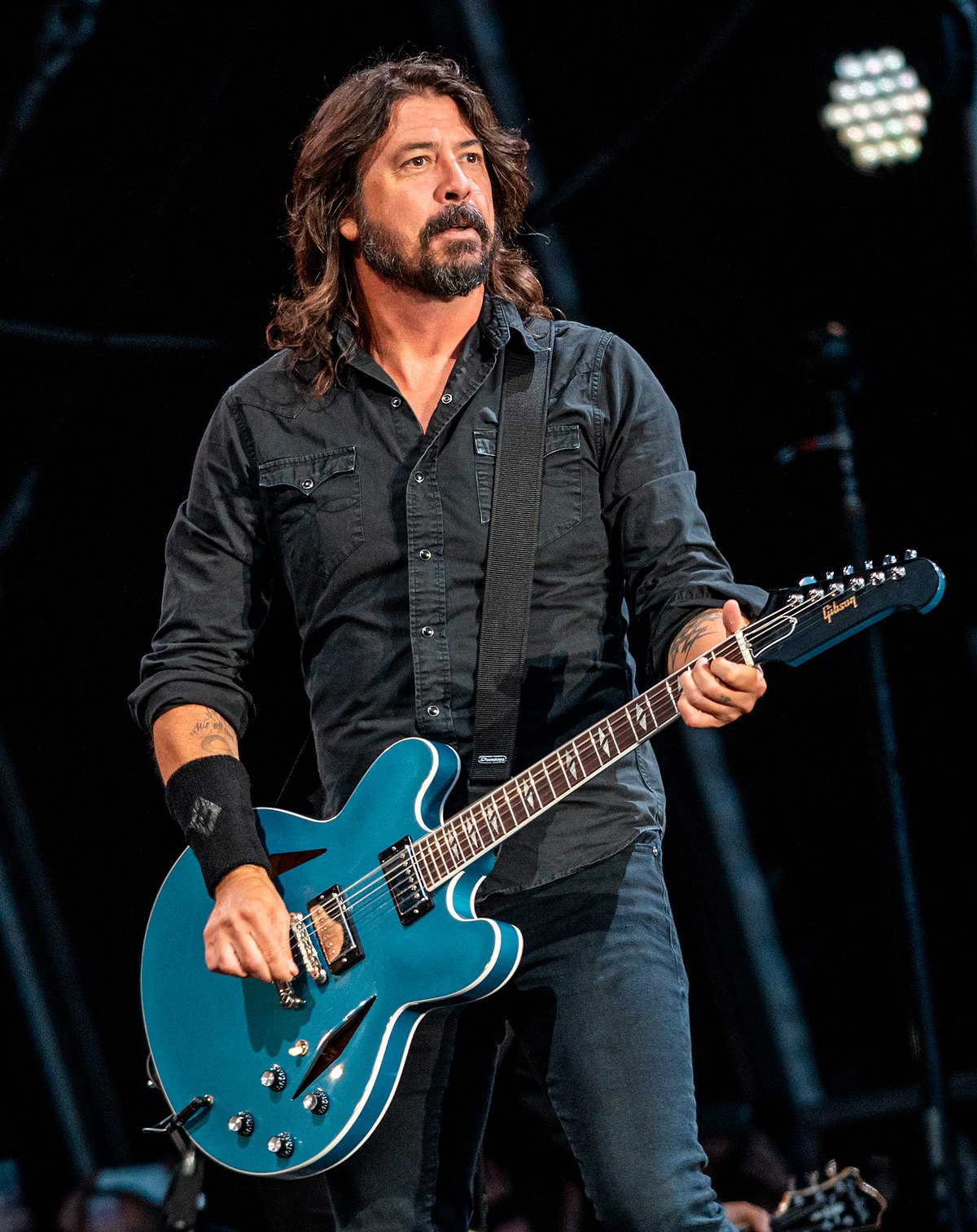 Dave Grohl - Biography, Height & Life Story | Super Stars Bio