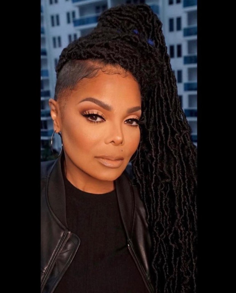 Tasha Smith - Biography, Height & Life Story | Super Stars Bio