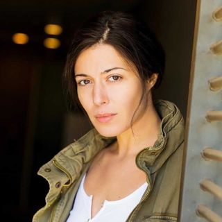 Elizabeth Tabish - Biography, Height & Life Story | Super Stars Bio