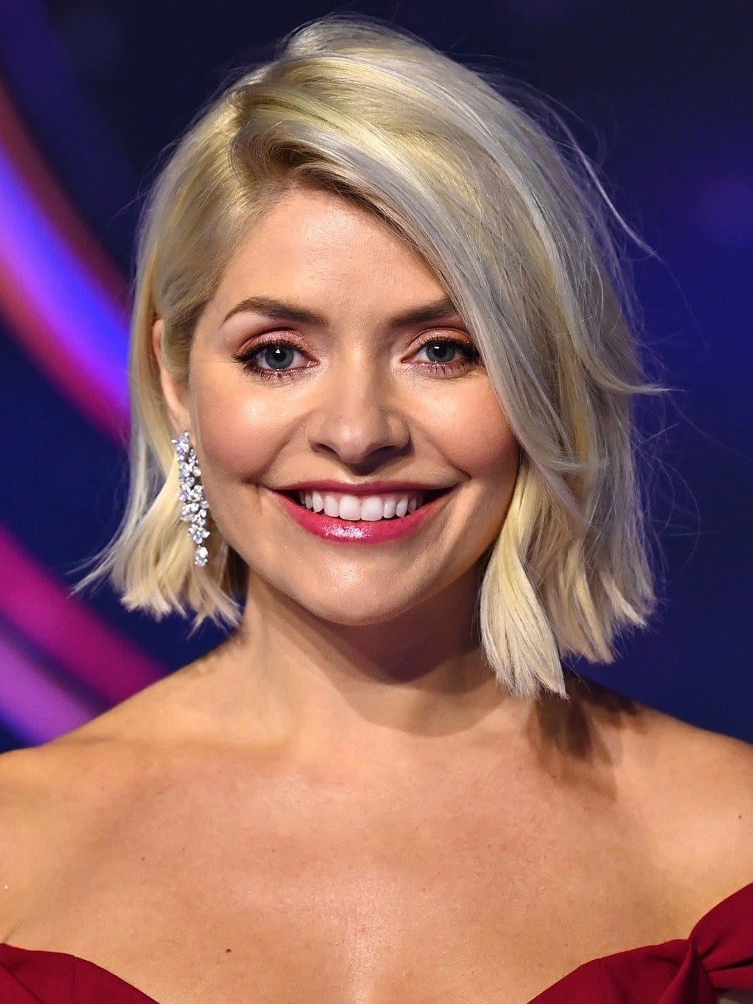 Holly Willoughby Biography, Height & Life Story Super Stars Bio