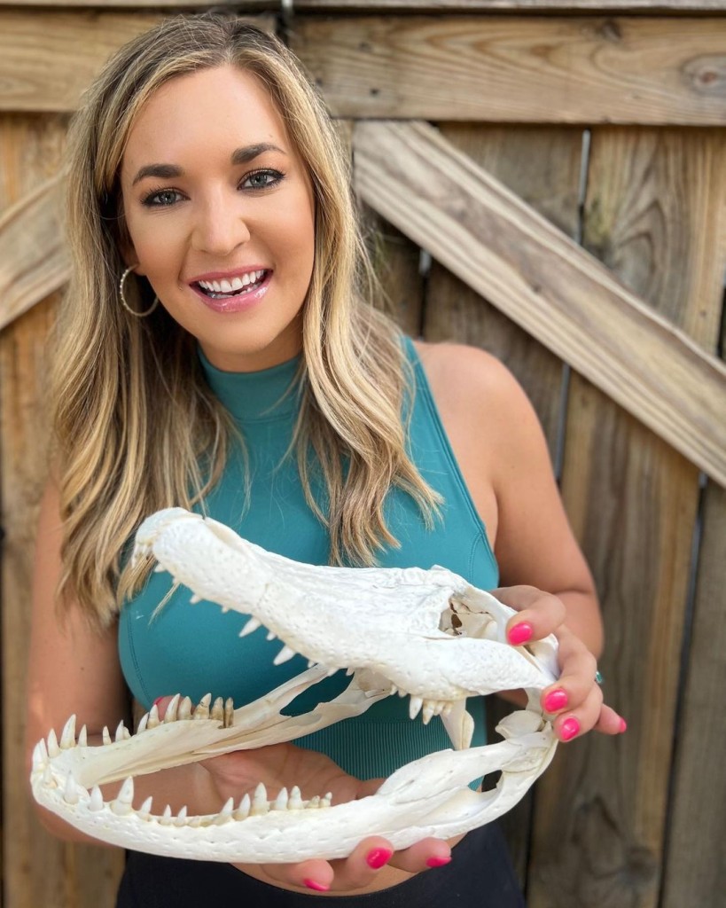 Katie Pavlich - Biography, Height & Life Story | Super Stars Bio