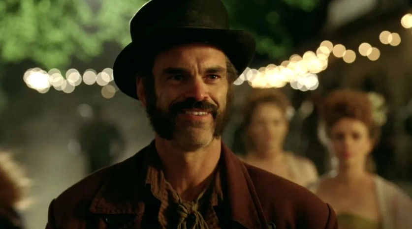 Steven Ogg in West World
