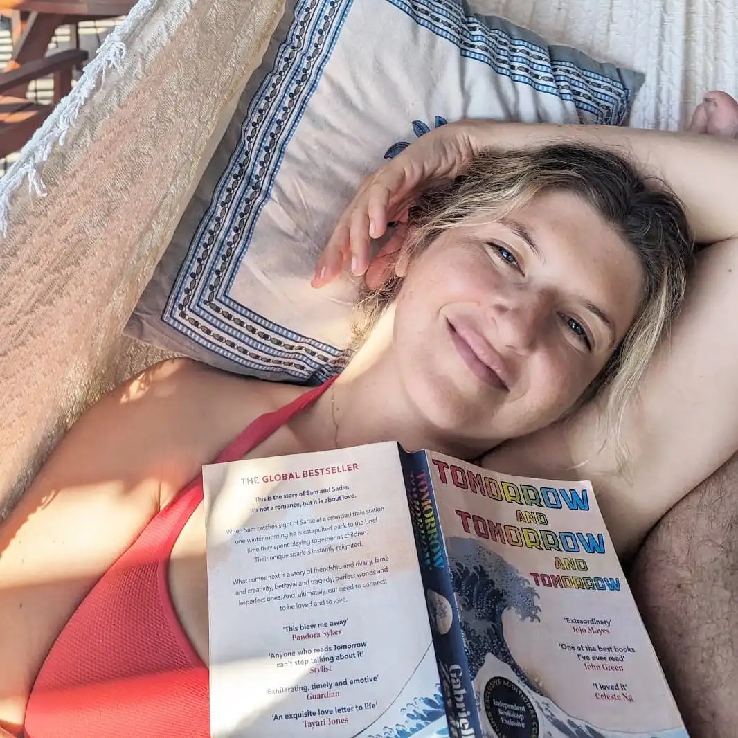 Tara Summers - Biography, Height & Life Story Super Stars Bio